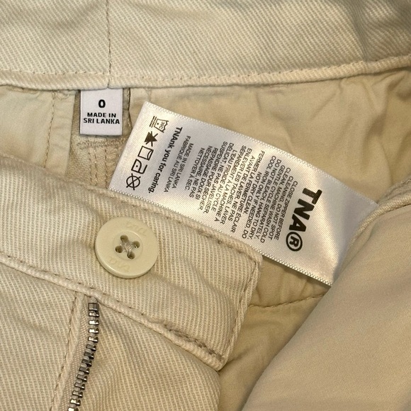 Aritzia TNA Utility Cargo Pants Cream Size 0 - Picture 2 of 16